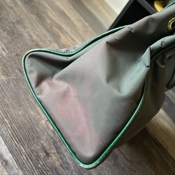 Moschino vintage gold hardware Purse green canvas shoulderbag top handle satchel - Picture 13 of 15